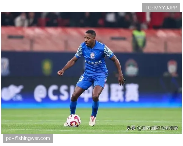 专访上海申花新援中卫马纳法:“我的目标是帮助球队成为防守最好的队伍之一” 专访上海申花新援中卫马纳法:“我的目标是帮助球队成为防守最好的队伍之一”